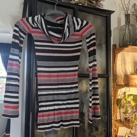 Mod top - Picture 2 of 2